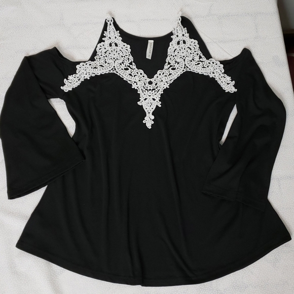 Hua Lan Black Cold Shoulder Top With Lace Sz Xl - Picture 3 of 5